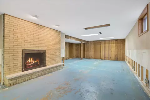 Other - 1535 Easy St, Elgin, IL 60123 photo 5 of 7
