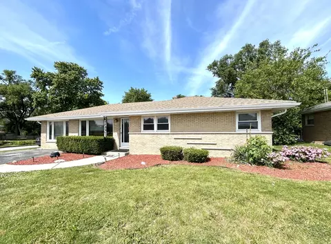11358 S Ridgeland Ave, Worth, IL 60482