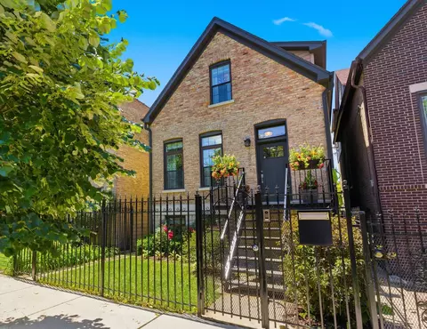 1540 N Talman Ave, Chicago, IL 60622