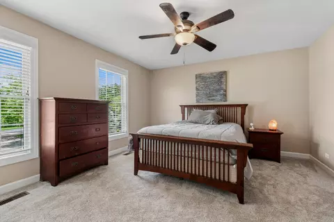 Bedroom - 12 Covington Ct, Algonquin, IL 60102 photo 4 of 5