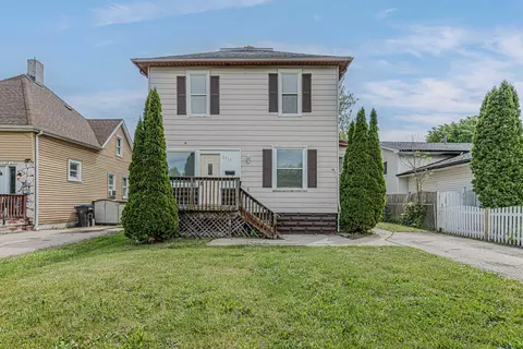 2913 Gabriel Ave, Zion, IL 60099