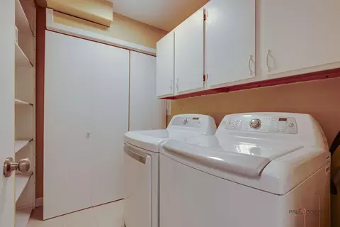 Other - 585 Williamsburg Ct #D2, Wheeling, IL 60090 photo 5 of 7