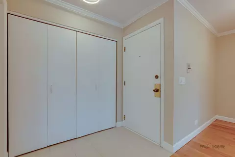 Other - 585 Williamsburg Ct #D2, Wheeling, IL 60090 photo 1 of 7