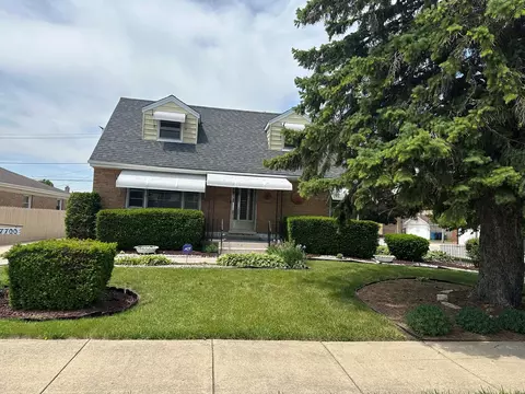 7700 Lawler Ave, Burbank, IL 60459