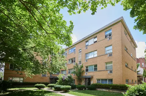 2205 W Highland Ave #1N, Chicago, IL 60659