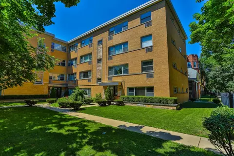 2205 W Highland Ave #1N, Chicago, IL 60659