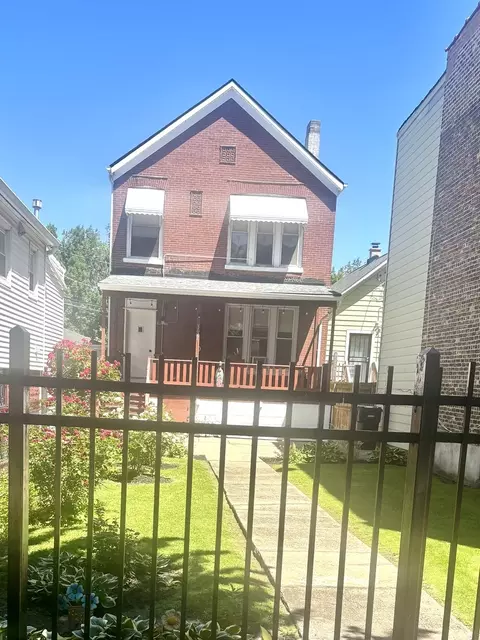 3627 S Parnell Ave, Chicago, IL 60609