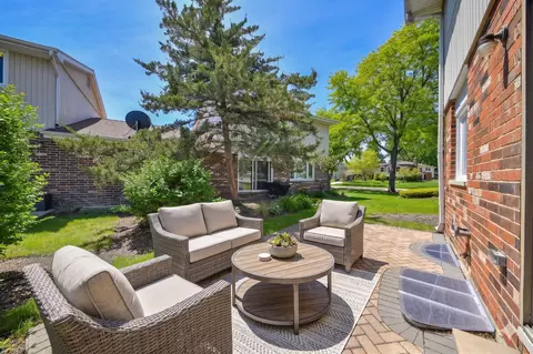 Other - 1696 Darwin Ct, Wheaton, IL 60189 photo 4 of 5