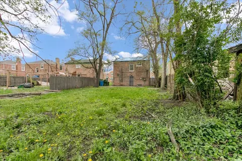 Exterior - 9846 S Calhoun Ave, Chicago, IL 60617 photo 6 of 6