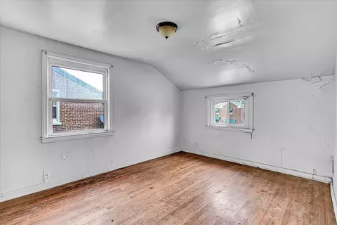 Bedroom - 9846 S Calhoun Ave, Chicago, IL 60617 photo 1 of 3