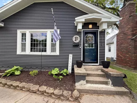 1113 E Central Park Ave, Davenport, IA 52803