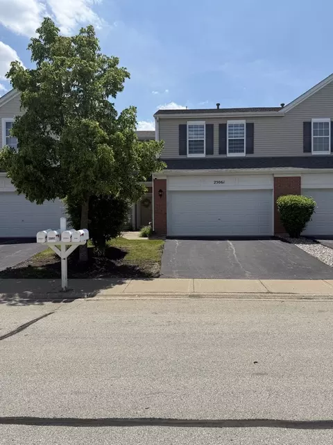 25061 Clare Cir, Manhattan, IL 60442