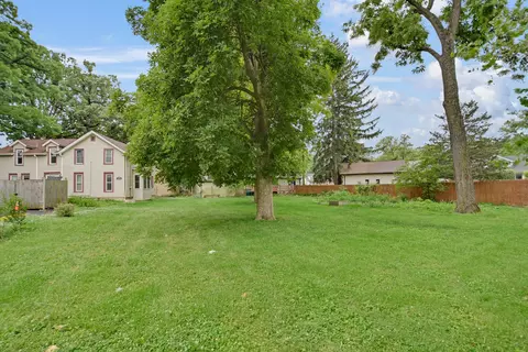Exterior - 1408 E Washington St, Joliet, IL 60433 photo 7 of 7
