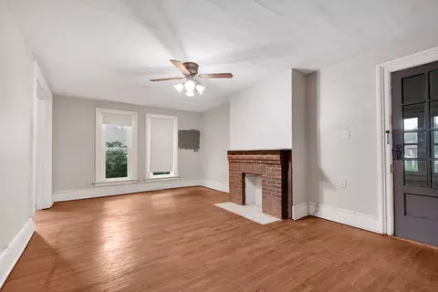 Living - 1408 E Washington St, Joliet, IL 60433 photo 3 of 4