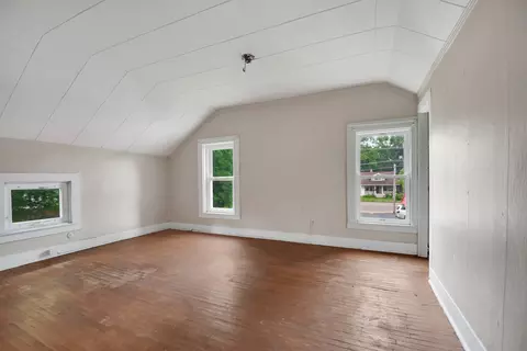 Bedroom - 1408 E Washington St, Joliet, IL 60433 photo 3 of 4