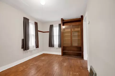 Bedroom - 1408 E Washington St, Joliet, IL 60433 photo 1 of 4