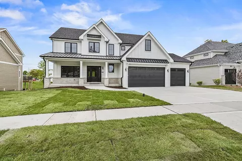 1108 Walter St, Lemont, IL 60439