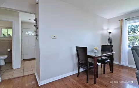 Entry Way - 9550 Potter Rd, Des Plaines, IL 60016 photo 1 of 3