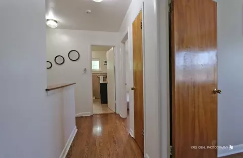 Entry Way - 9550 Potter Rd, Des Plaines, IL 60016 photo 3 of 3