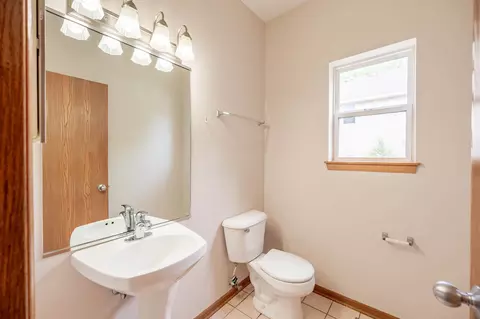 Bath - 118 E 107th St, Chicago, IL 60628 photo 1 of 2