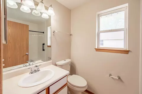 Bath - 118 E 107th St, Chicago, IL 60628 photo 2 of 2