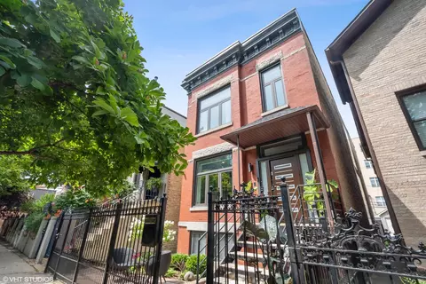 1624 N Claremont Ave, Chicago, IL 60647