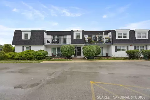 1115 Royal St George Dr #206, Naperville, IL 60563