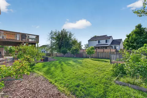 Exterior - 635 Gallant Dr, Minooka, IL 60447 photo 9 of 11