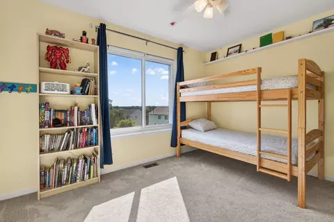 Bedroom - 635 Gallant Dr, Minooka, IL 60447 photo 1 of 6