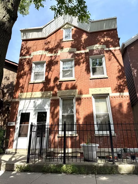 3241 S Parnell Ave, Chicago, IL 60616