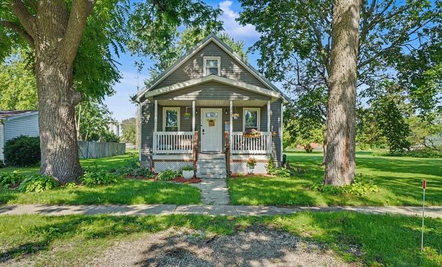 217 S State St, Gibson City, IL 60936