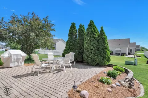 Exterior - 1541 Mallards Cv, Beecher, IL 60401 photo 6 of 6