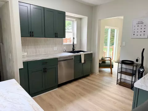 Kitchen - 3444 19th Ave, Moline, IL 61265 photo 3 of 4