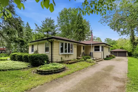 14721 Lakeside Ave, Dolton, IL 60419