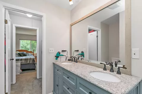 Bath - 102 Pine Cir, Cary, IL 60013 photo 3 of 3
