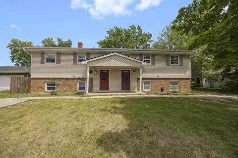 1952-1954 Sheila St, Woodstock, IL 60098