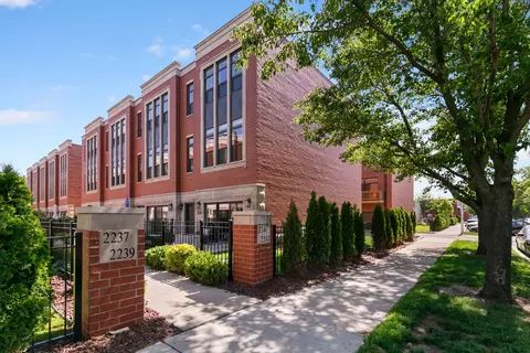 2241 W Coulter St #1, Chicago, IL 60608