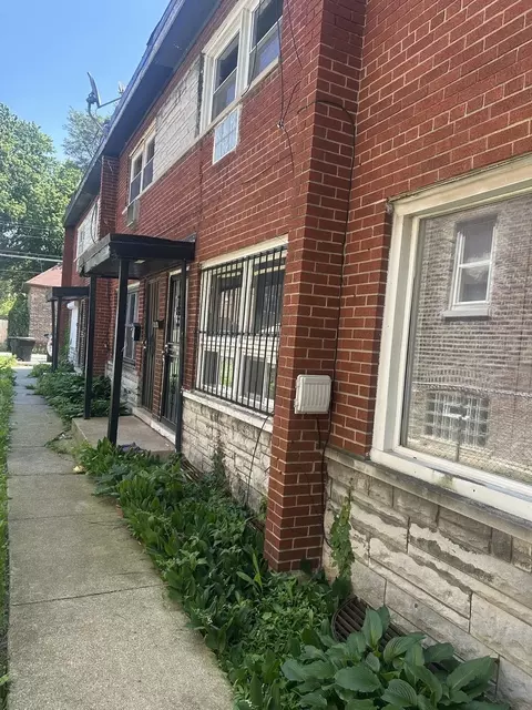 7939 S Ingleside Ave #C, Chicago, IL 60619