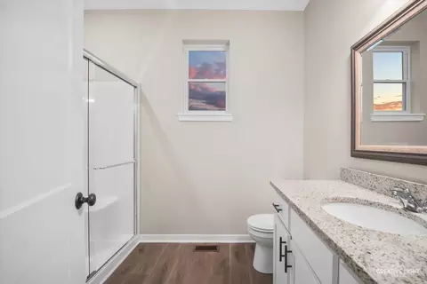 Bath - 790 Cascade Dr, Marengo, IL 60152 photo 2 of 2