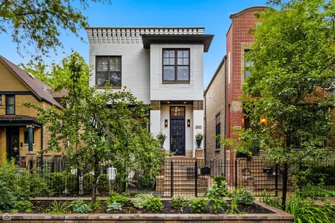 1310 W Roscoe St, Chicago, IL 60657