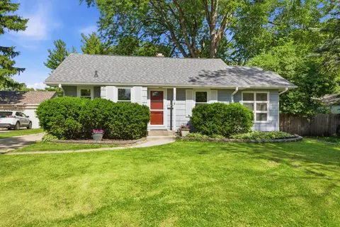 512 S Calumet Ave, Aurora, IL 60506