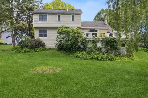 Exterior - 810 Jennifer Ct, Algonquin, IL 60102 photo 5 of 5