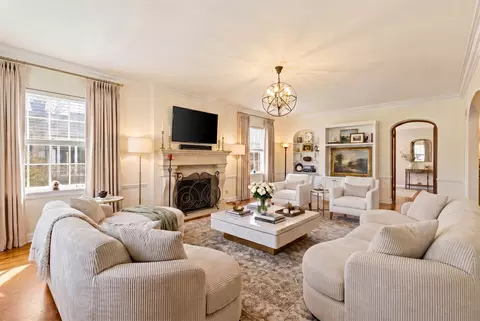 Living - 1430 Keystone Ave, River Forest, IL 60305 photo 2 of 4