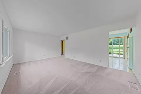 Living - 11455 192nd St, Mokena, IL 60448 photo 1 of 1