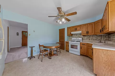 Kitchen - 11455 192nd St, Mokena, IL 60448 photo 2 of 2