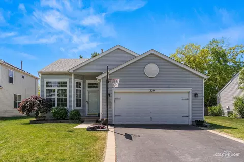320 Daffodil Dr, Romeoville, IL 60446