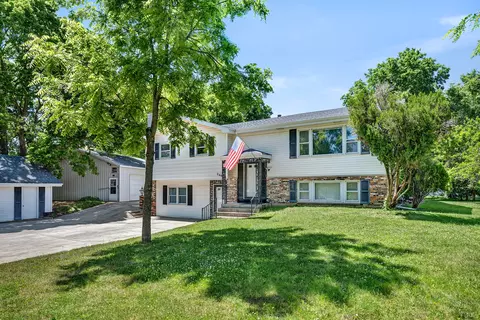 24608 W Eames St, Channahon, IL 60410
