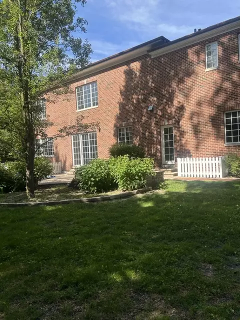73 Locust Rd, Winnetka, IL 60093