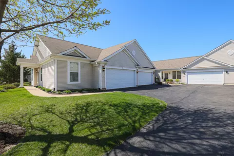 13580 Hemlock Rd, Huntley, IL 60142
