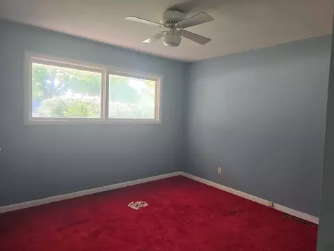 Bedroom - 1719 Mcdonald Dr, Champaign, IL 61821 photo 2 of 3